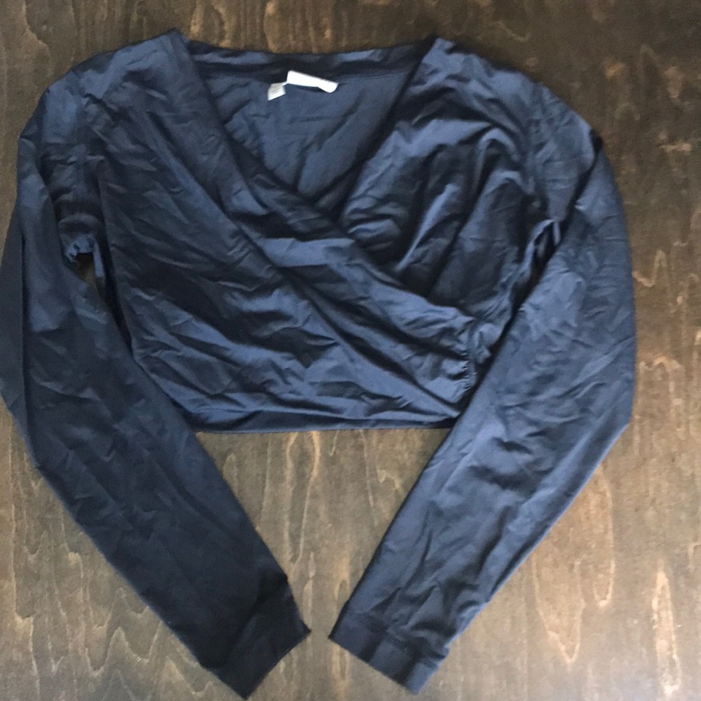 Athleta rash guard crop top